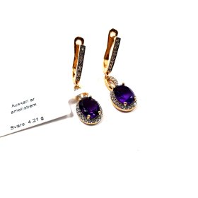 Auskari ar ametistiem 1032-1453