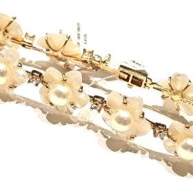 Aproce ar kultivētām pērlēm, perlamutriem 1490-1163