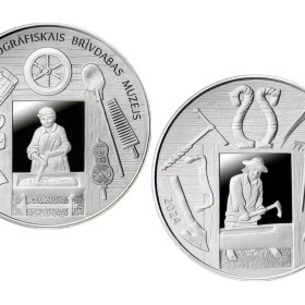 Latvijas sudraba monēta Pāri laikiem