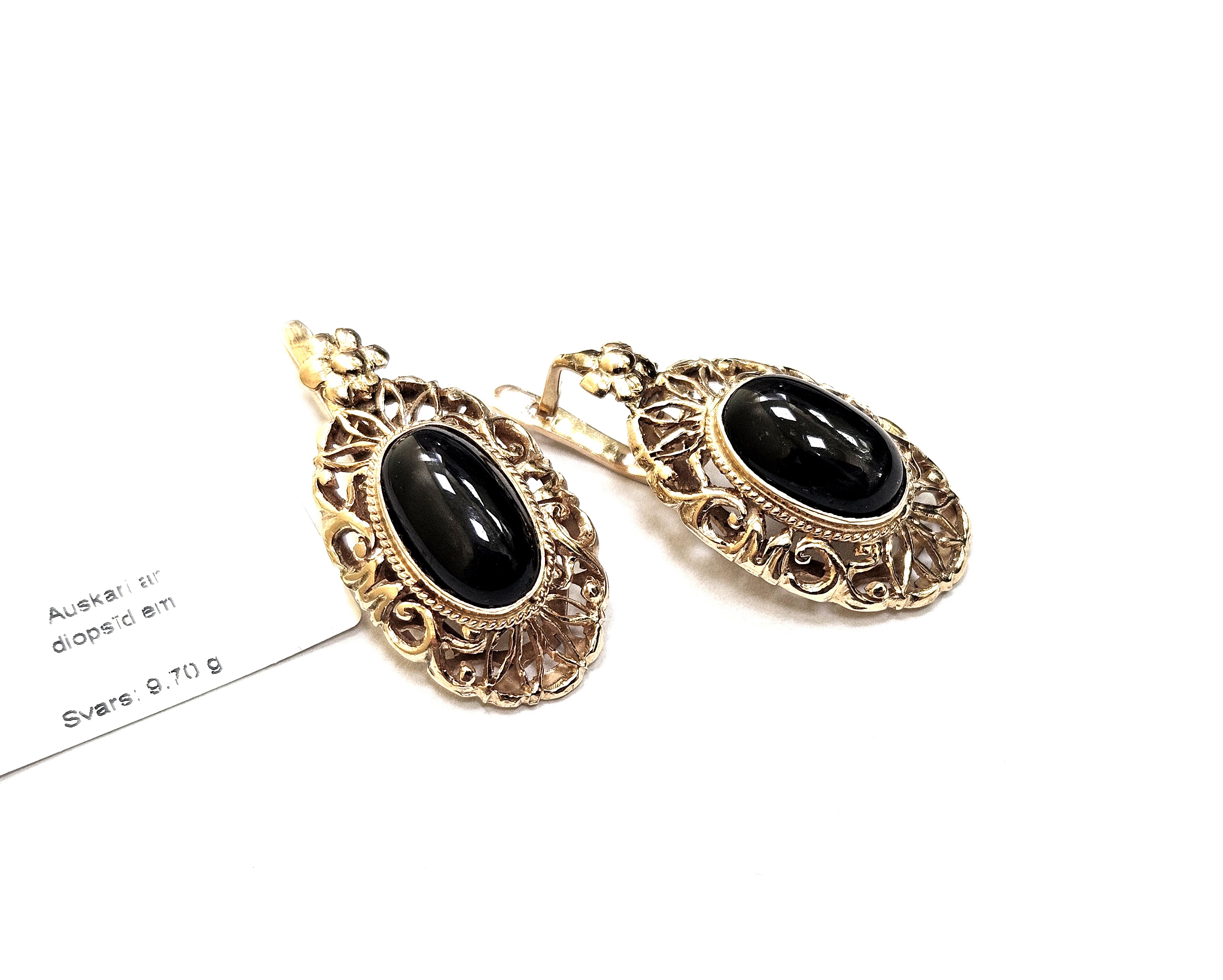 Auskari ar diopsīdu 13062-5751 Rezervēts 12.01.2026