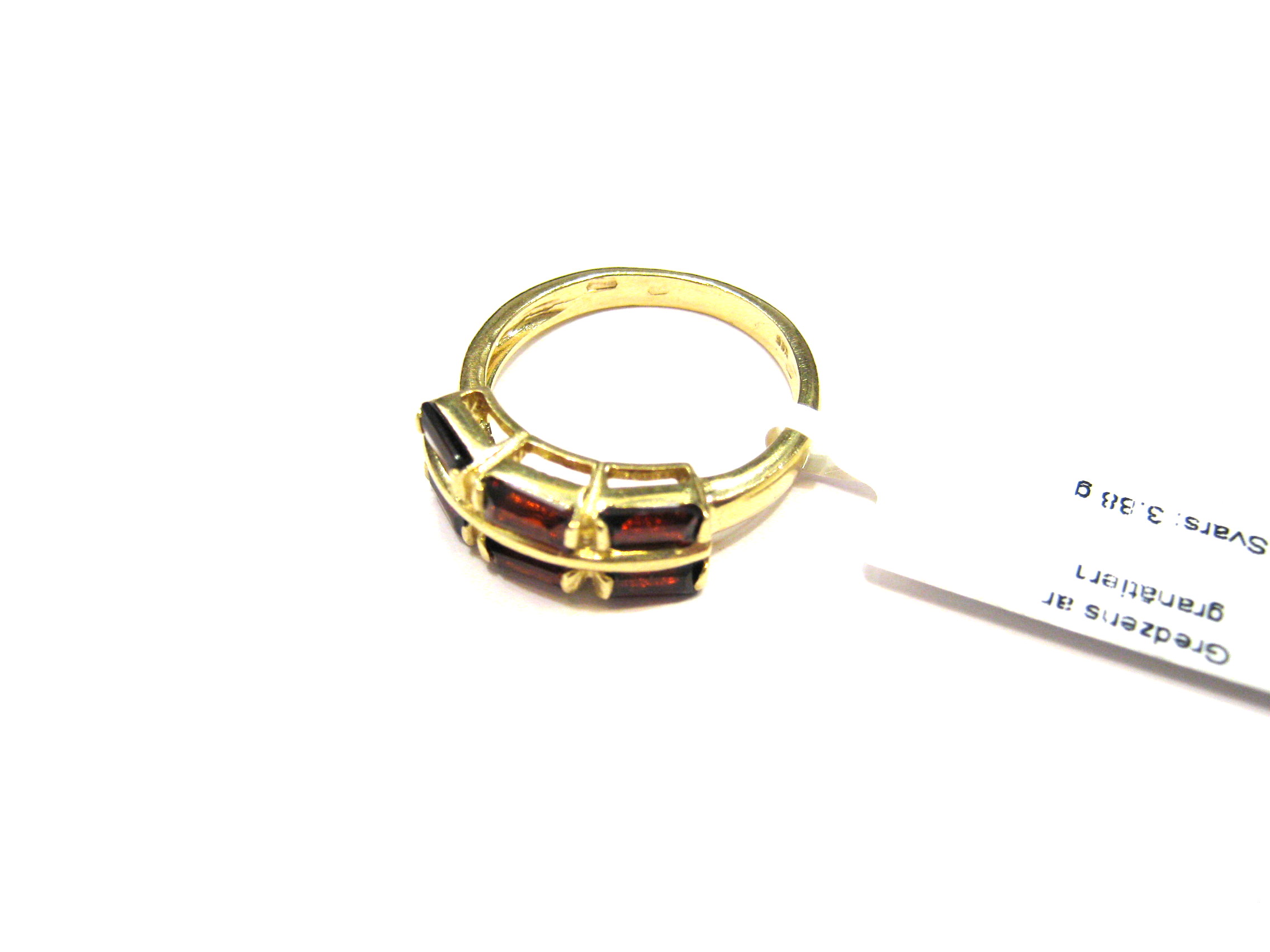 Gredzens ar granātiem  760g3-1451