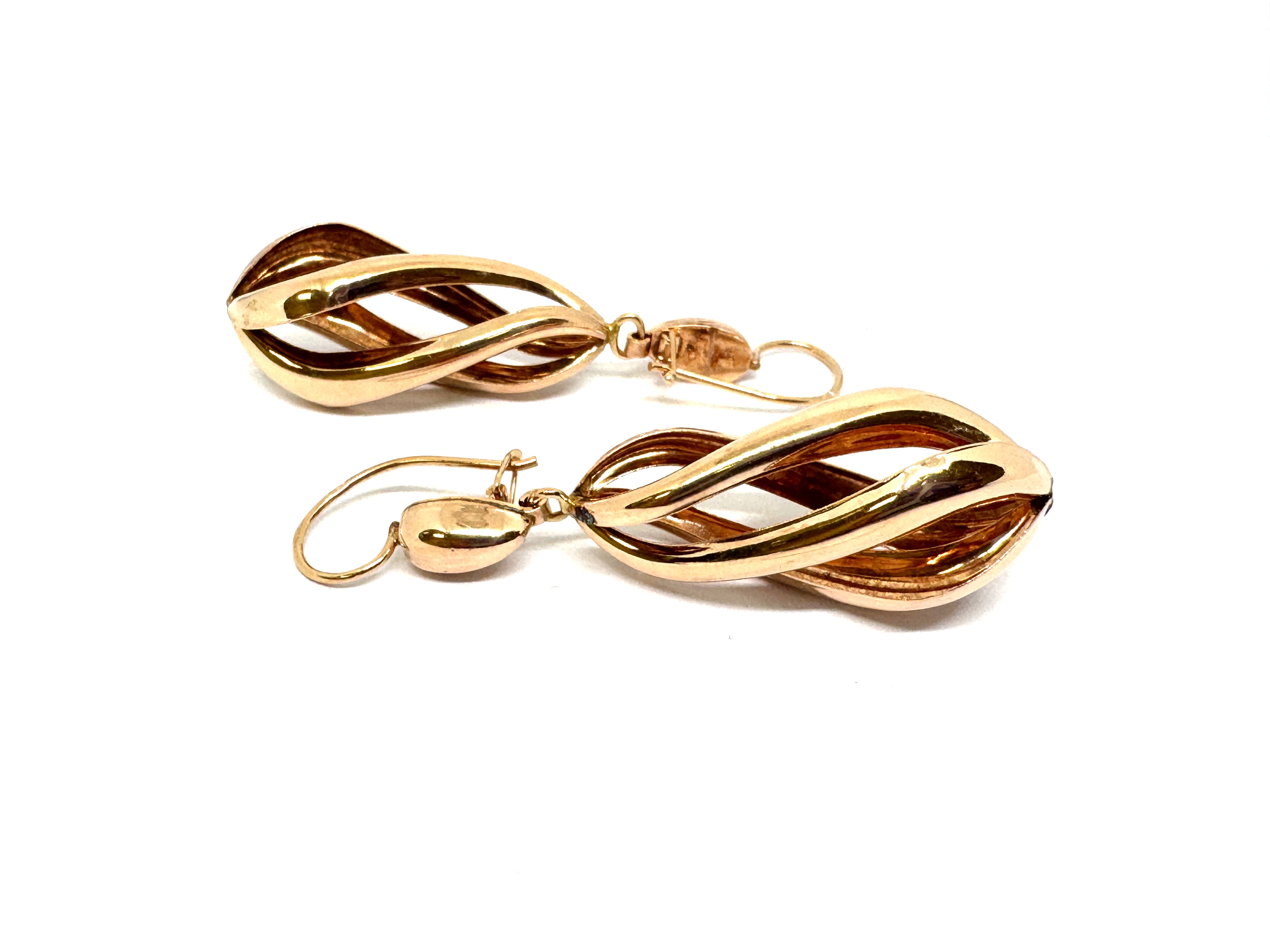 Auskari  220-4663 Rezervēts līdz 03.02.2026