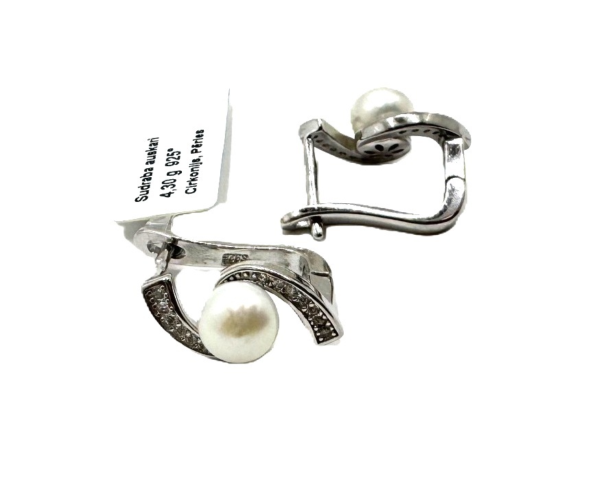 Auskari ar pērlēm 7/5765