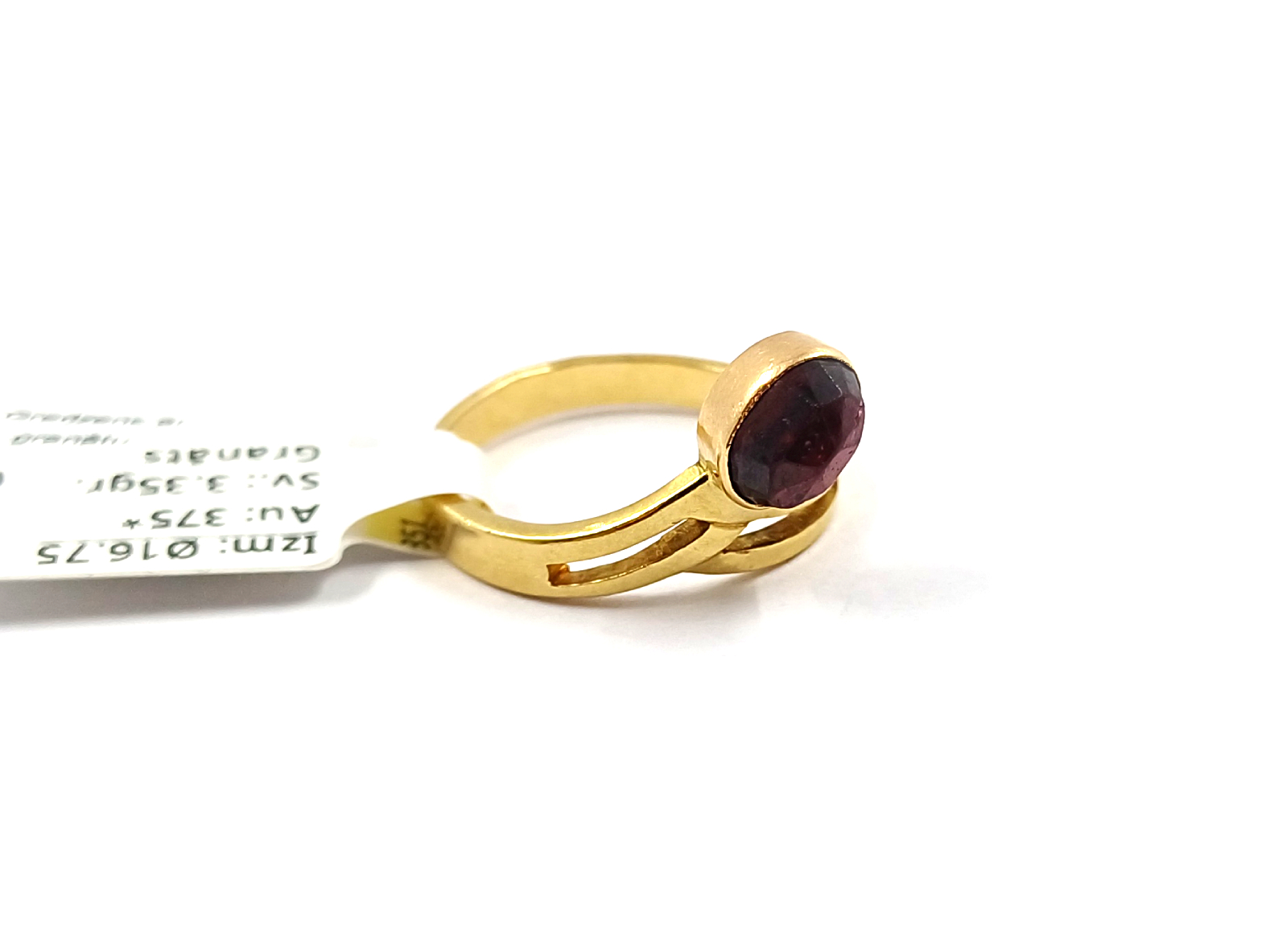 Gredzens ar granātu 1202g5-0851