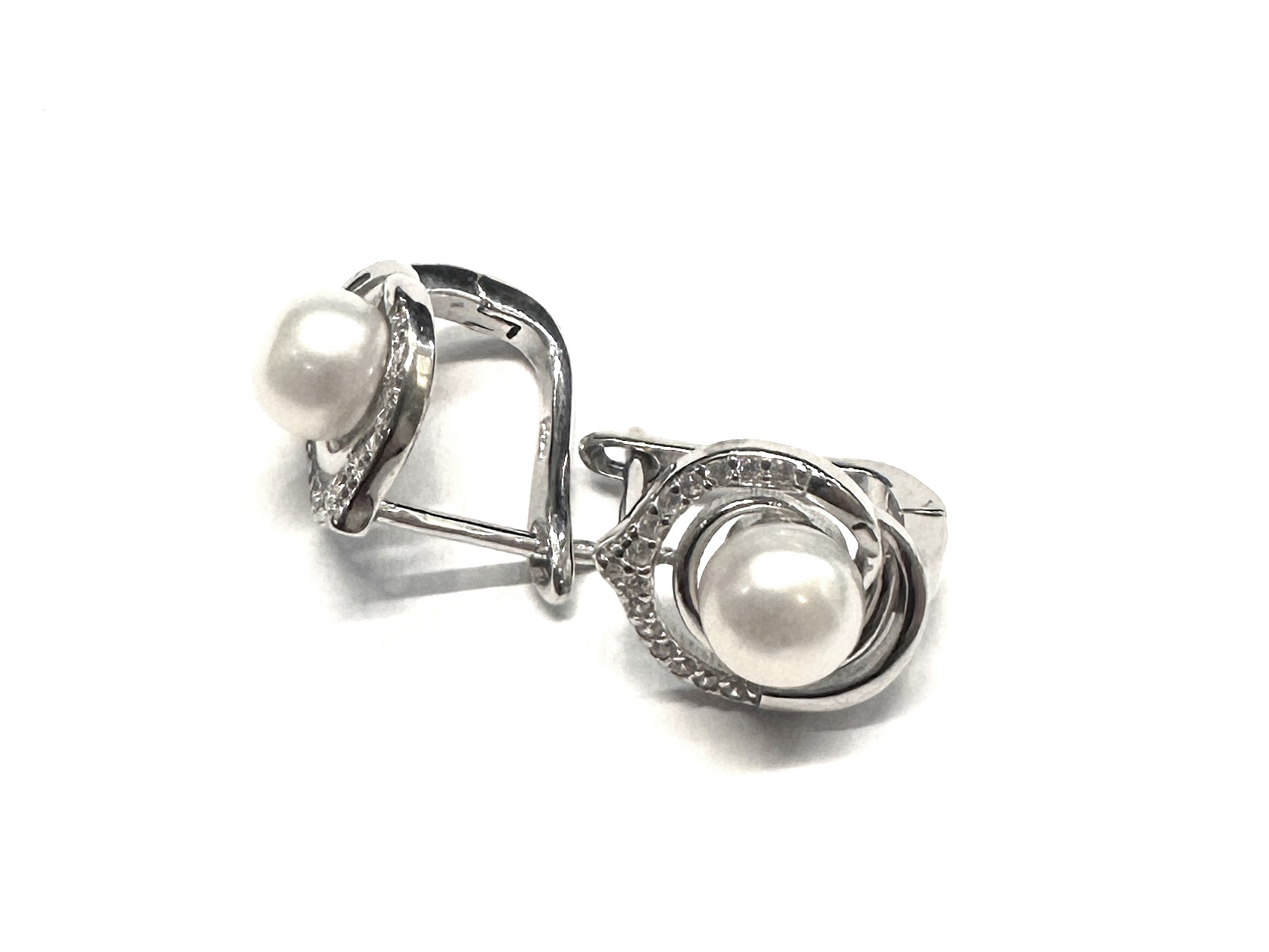 Auskari ar pērlēm 21/0765