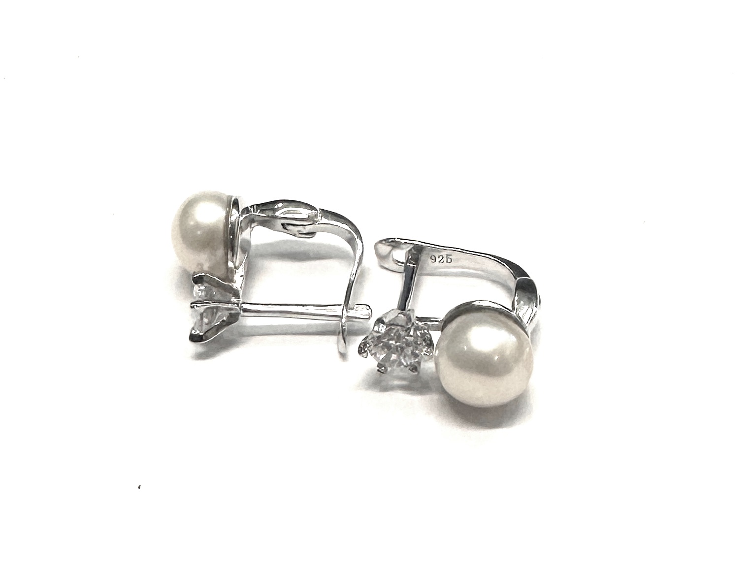 Auskari ar pērlēm 22/0765