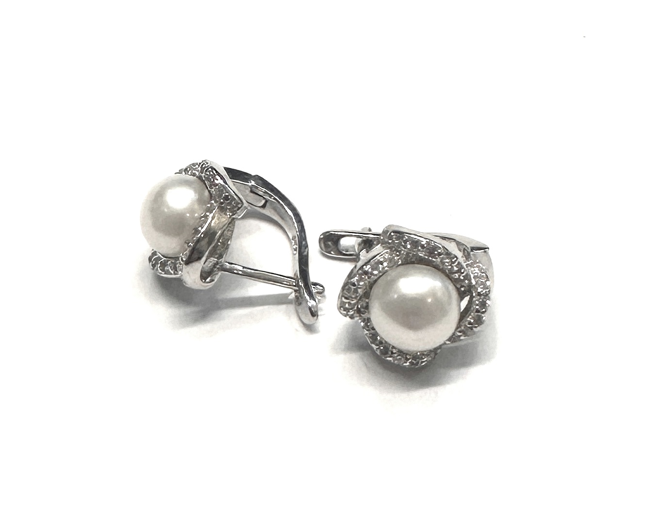 Auskari ar pērlēm 19/0765