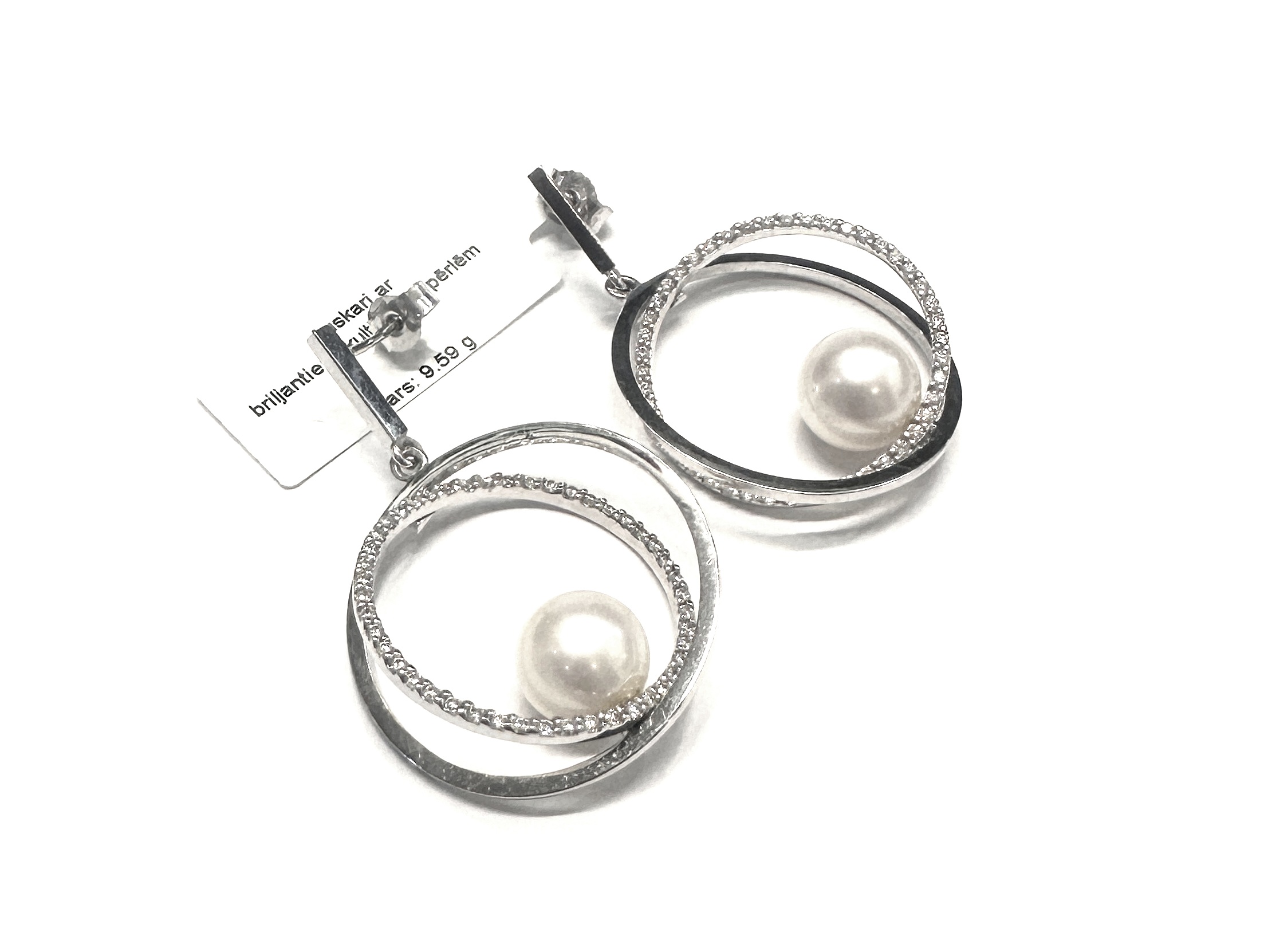 Auskari ar briljantiem (0.37 ct), kultivētām pērlēm 911-0763.