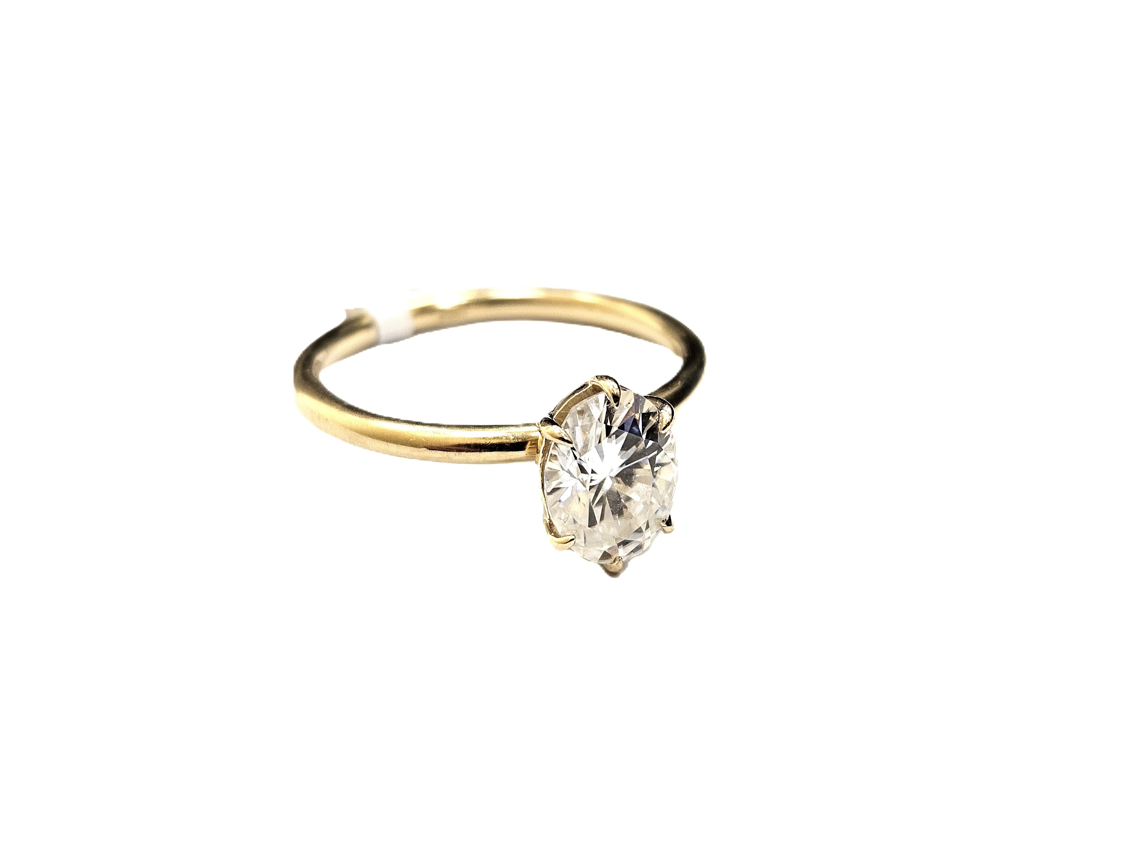 Gredzens ar sintētisko moisanītu (1.54 ct) 15602-5751