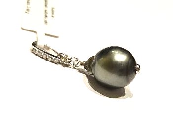 Kulons ar briljantiem (0.12 ct), kultivētu pērli 35g2-1163