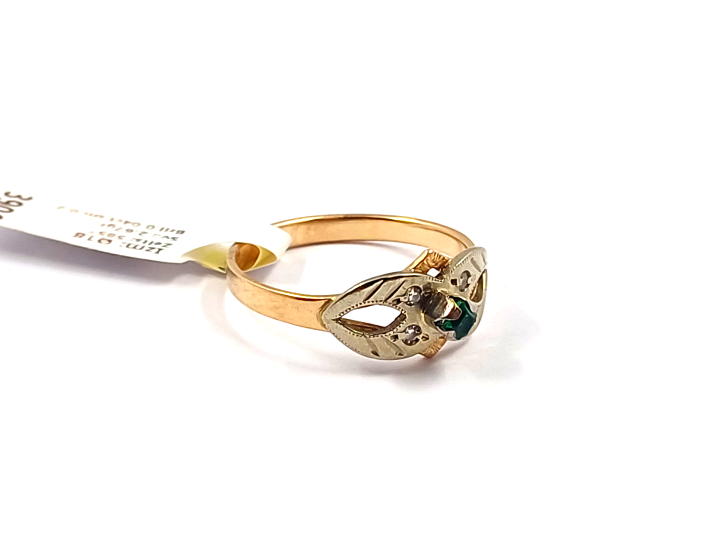 Gredzens ar briljantiem (0.04ct), sintētisko smaragdu 131-0861