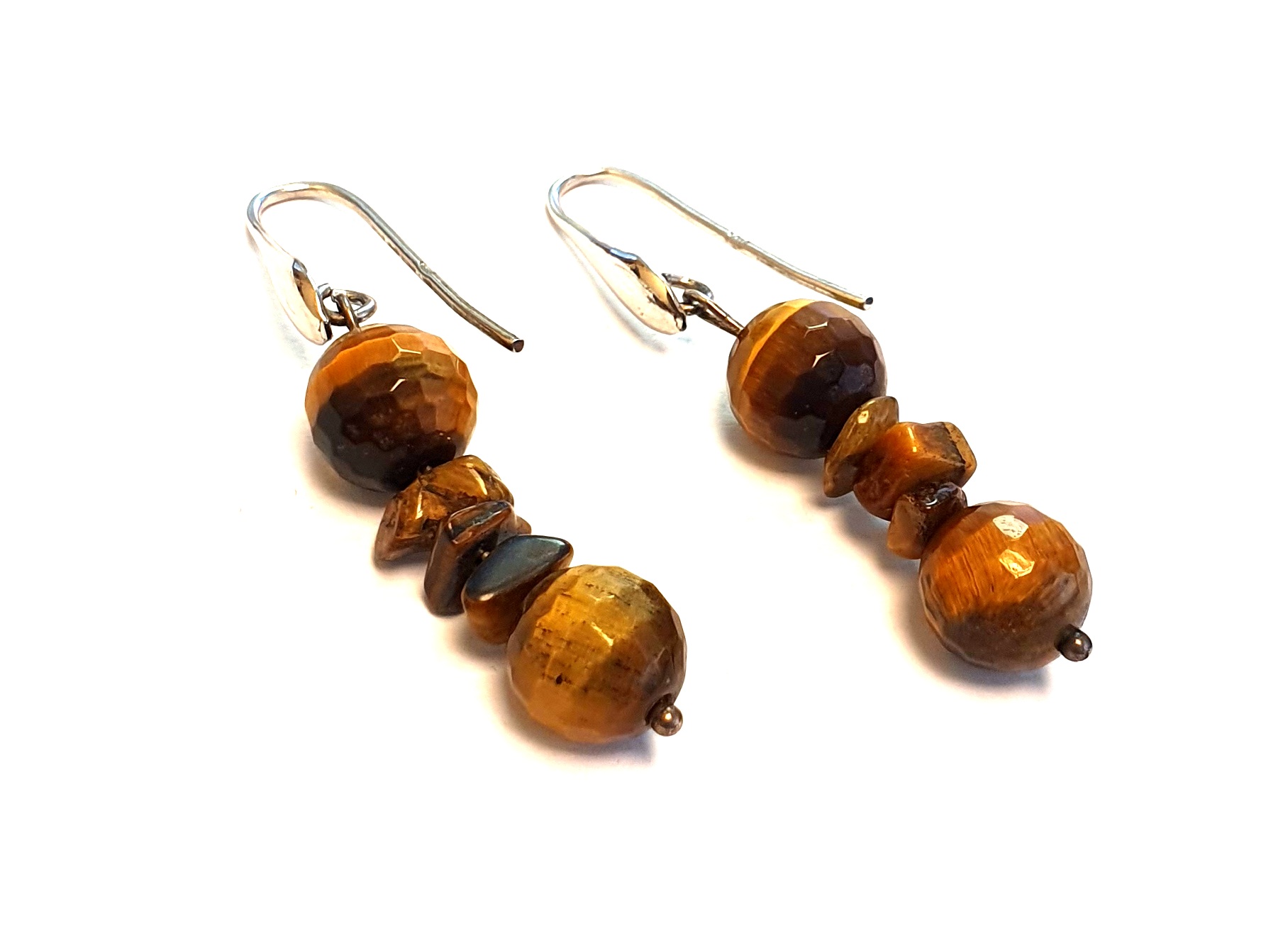 Auskari   113g5-0663