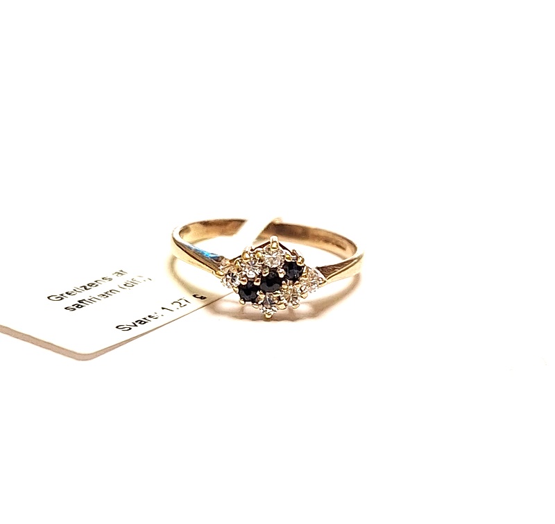 Gredzens ar safīriem (dif.) 8820-3051