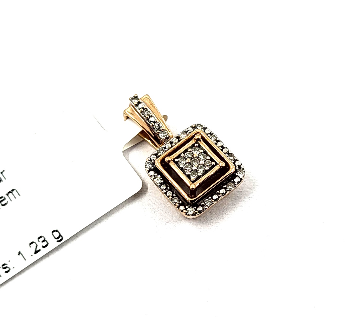 Kulons ar dimantiem (0.18ct) 702-4563