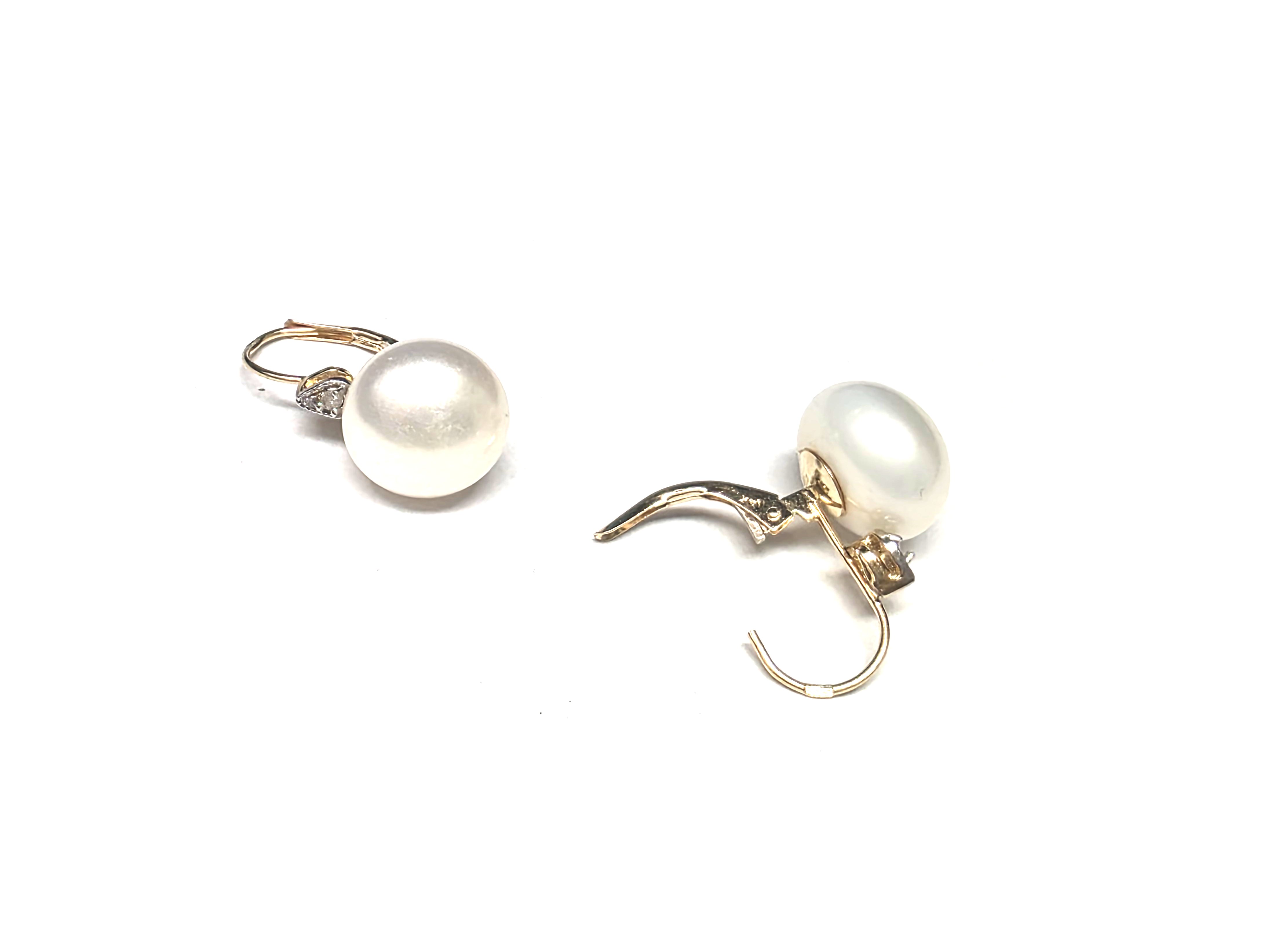 Auskari ar briljantiem (0.02 ct) un kultivētam pērlēm 1232-5063