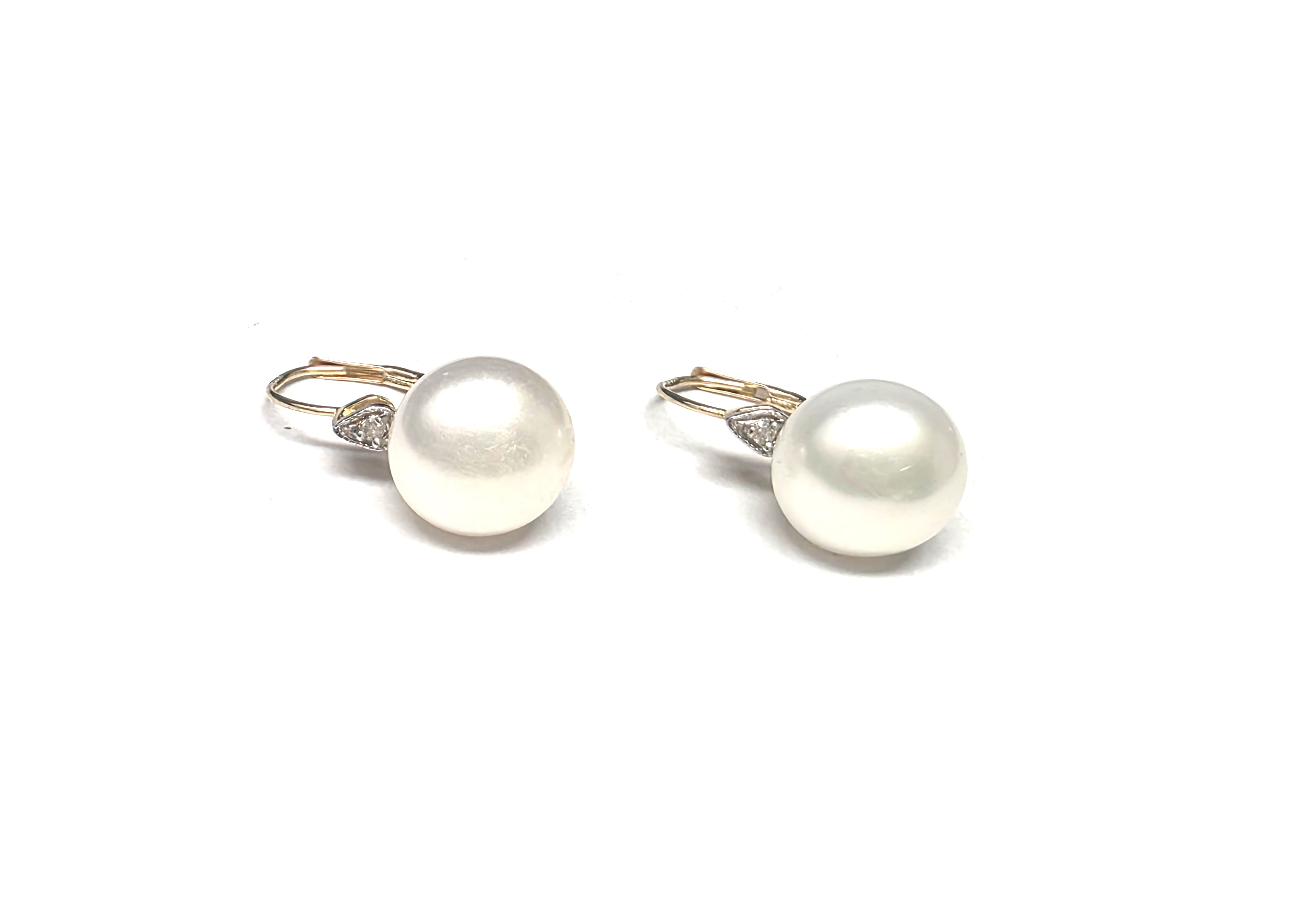 Auskari ar briljantiem (0.02 ct) un kultivētam pērlēm 1232-5063
