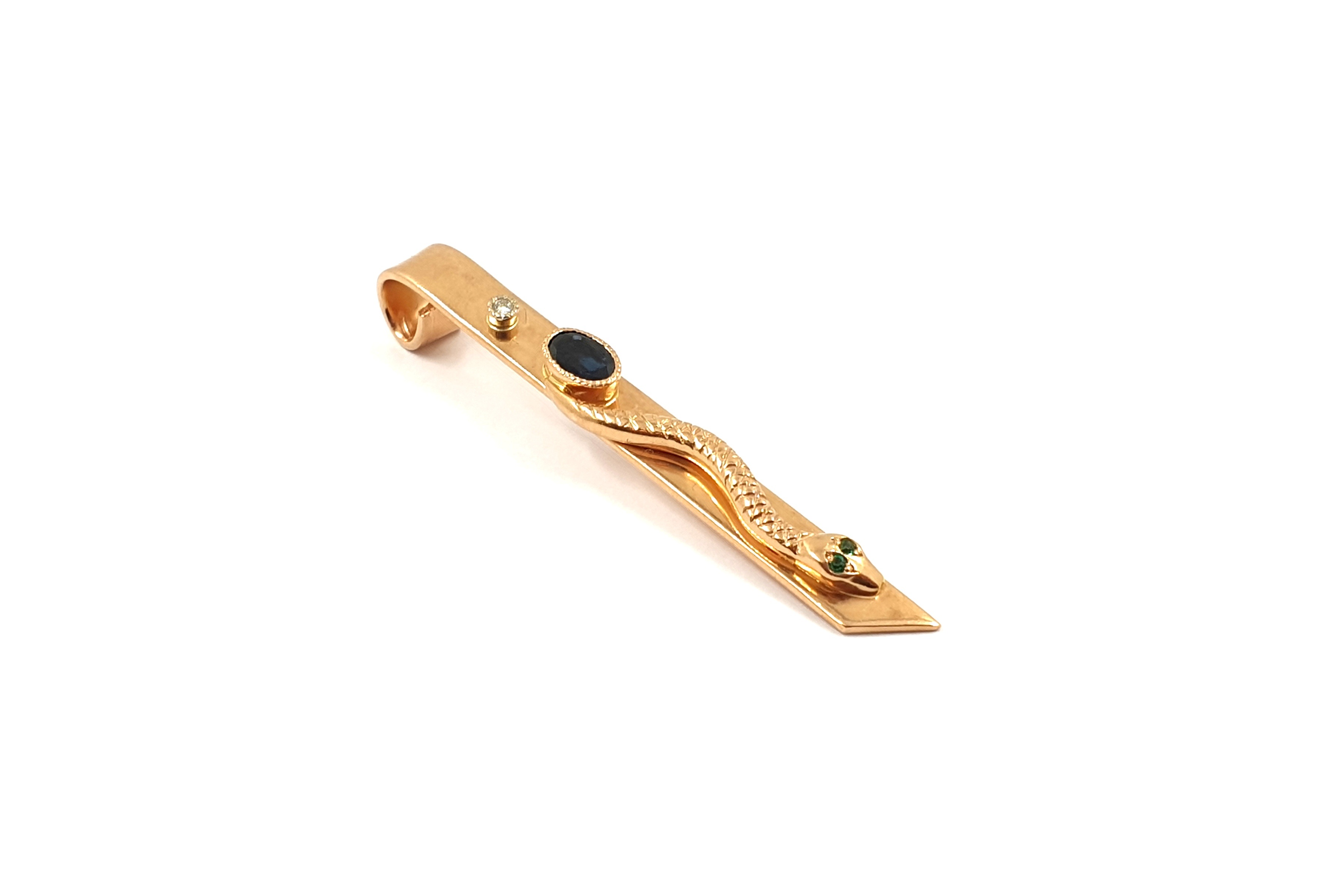 Kulons ar briljantiem (0.02ct) , safīru (0.30ct) smaragdiem (0.01ct) 7810-0961