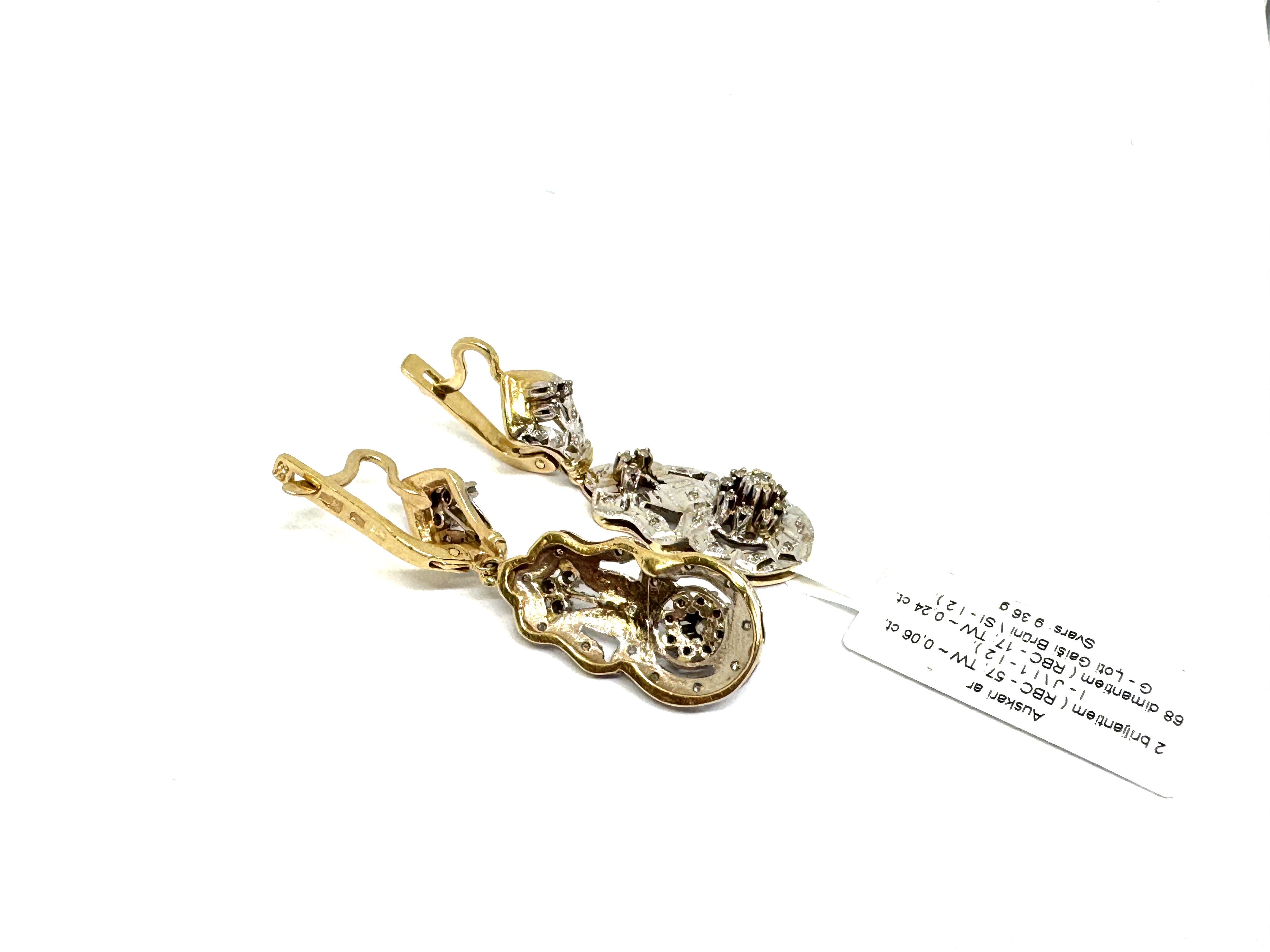 Auskari ar briljantiem  (0,30 ct) 5450-4661  Rezervēts līdz 13.07.26
