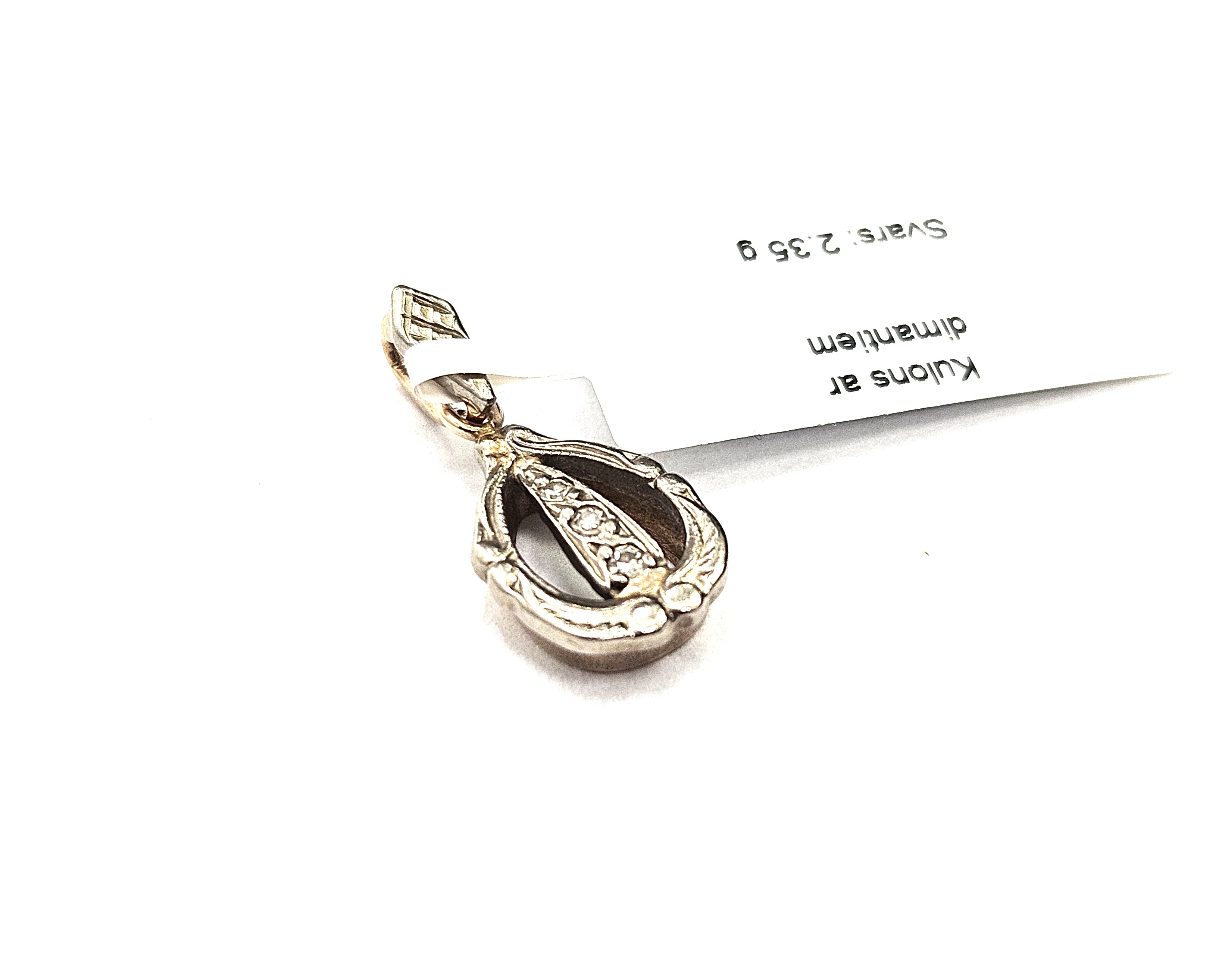 Kulons ar dimantiem (0.03 ct) 3850-5763